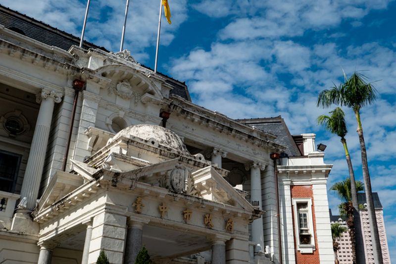 台湾におけるプロセスの遵守：解雇通告と行政への報告義務